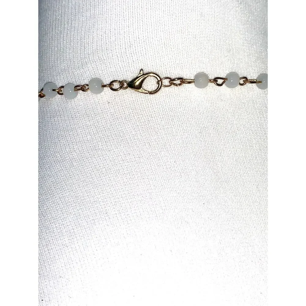 Gold Tone Accent White Crescent Bone Horn Beaded Necklace Unsigned - Picture 3 of 4